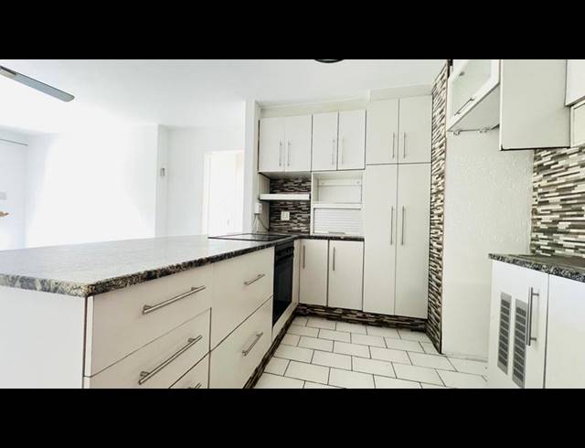 3 BEDROOM APARTMENT FOR SALE IN BONELA